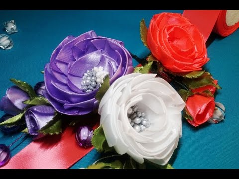 Видео: Ribbon flowers:opened satin ribbons rose/Цветы из лент: открытая роза из атласных лент