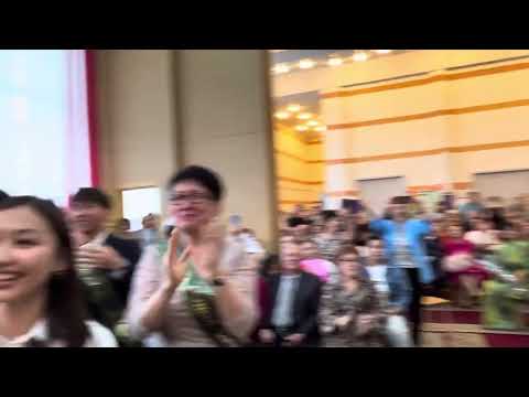 Видео: Армандастар әні арнайы жас түлектер үшін. Аттестат алу