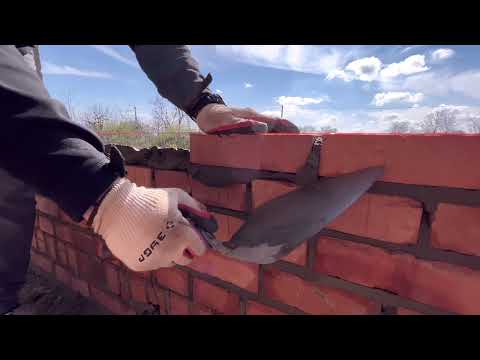 Видео: Кирпичная кладка школа Master Kladki-95 работа ученика