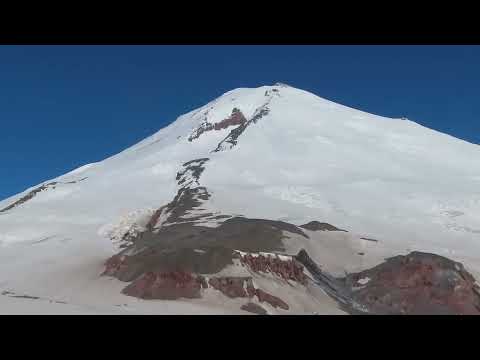 Видео: Эльбрус с востока июль 2025