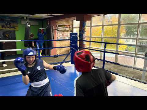 Видео: Петрановський Кирил - Левчук Антон спаринг юнаки молодші 54 кг 