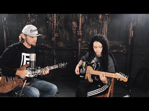 Видео: Fredguitarist учит играть на гитаре Дарию Ставрович (Слот, Нуки)