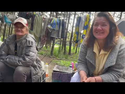 Видео: Лена осталась жить в лесу, история любви.Мусорщик Минск