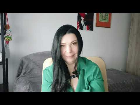 Видео: Что такое Ведьма на самом деле// визит с интервью к гадалке// и прочее блабла// мистик Анна/