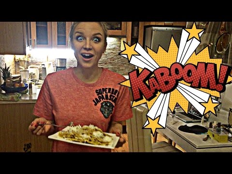 Видео: 18 Влог! Бешеные макароны! Новая причёска! Кот завхоз в домике!