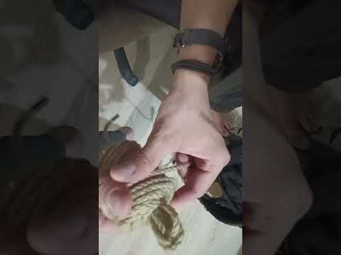 Видео: вариант смотки веревки в клубок.