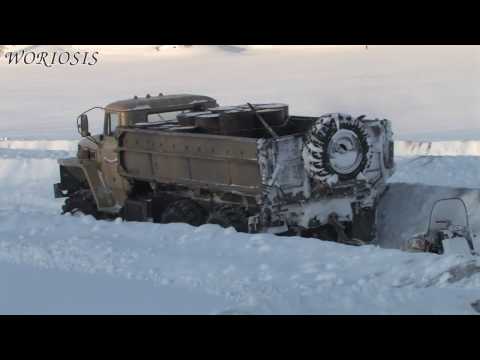 Видео: БЕЗДОРОЖЬЕ Севера Колымский зимник