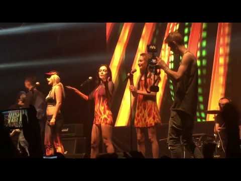 Видео: SEREBRO - Перепутала CAMPUS (20.05.16)