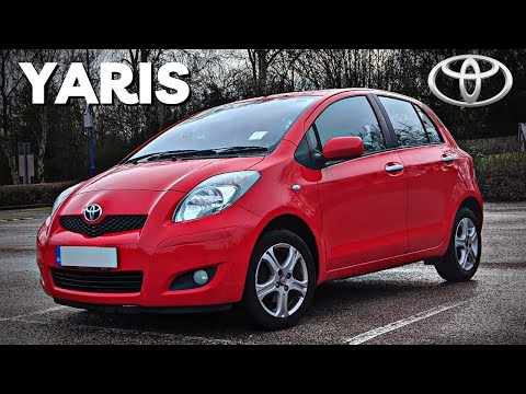 Видео: Toyota Yaris — удивительно необычный городской автомобиль (обзор Mk2)