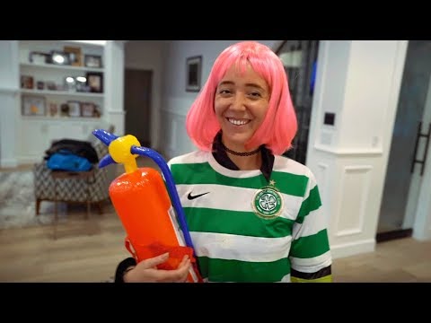 Видео: Одеваемся В Секонд-Хенде ! - Дженна Марблс Челлендж