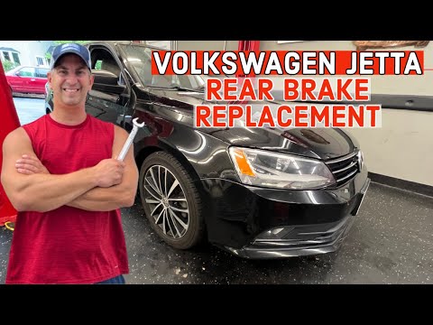 Видео: Полное руководство: руководство по замене заднего тормоза Volkswagen Jetta 2011–2018 годов