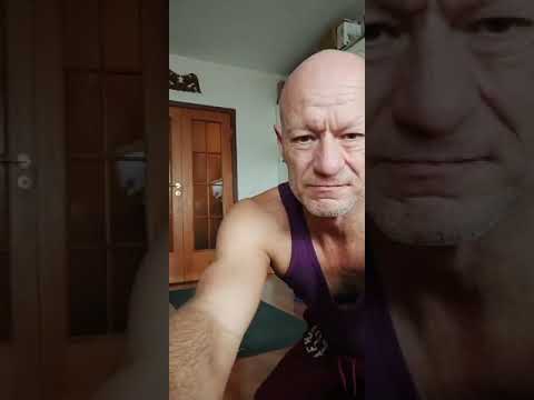 Видео: Универсальная йога (Олег Шпагин)