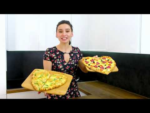 Видео: Вкусная ПИЦЦА с БЕЛЫМ соусом в домашних условиях – пицца «Валентинка»! Дрожжевое тесто для пиццы