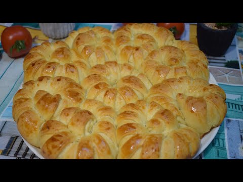 Видео: Питки със Сирене (Охлювчета) | Bread with Cheese | Пирожки с сыром