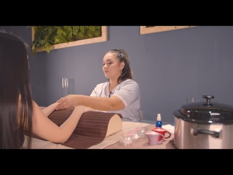Видео: Я делаю девушке НЕЖНЫЙ и ЗАБОТЛИВЫЙ уход за РУКАМИ! (asmr) СПА для рук и для ДУШИ!