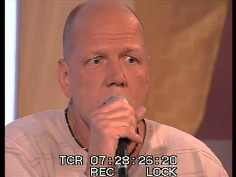 Видео: А. Яременко на Ля минор ТВ (2011) - Я тебе желаю счастья.