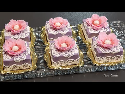 Видео: Шоколадные конфеты с карамелью и брауни