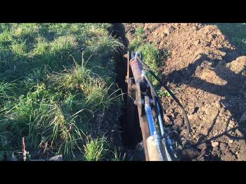 Видео: Самодельный мини экскаватор. Первый заработок.