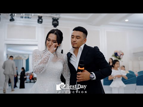 Видео: Братья спели сестренке на свадьбе.(Sahmurat Bahamov-Siñlimizğa tiläk)
