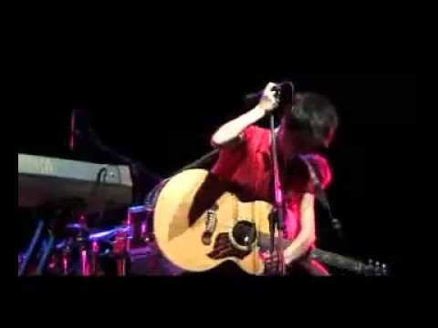 Видео: Земфира - Малыш (Ялта 2008)