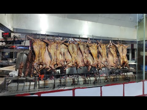 Видео: Козлятину желаете? Еда и развлечения в Монтеррее. Атмосферные и популярные места.