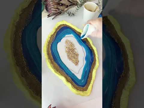 Видео: Заливаю блюдо из эпоксидной смолы #resinart #эпоксиднаясмола #epoxyresin