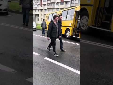 Видео: Ретро парад транспорта в Санкт-Петербурге 24 мая 2025