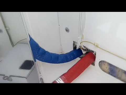 Видео: Монтаж,подключение модулей разлива воды "Живая Вода"