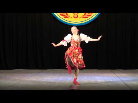 Видео: «В пляс бегут мои сапожки»