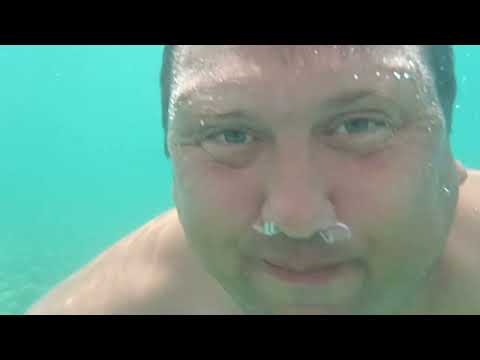 Видео: Абхазия Пицунда Лдзаа/пицца и море/кто увидит рыбку/местные карасики