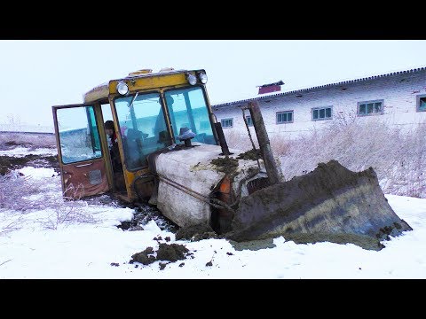 Видео: Утопили трактор ДТ 75 в навозе!