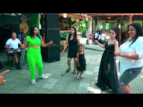 Видео: Абитуриентския бал на Адем част 2 (STRELATA GRUP/ANGEL MALAKOV)