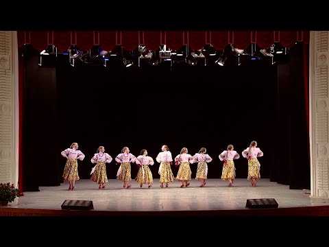 Видео: Народный танец "Ой на горе калина". Народная хореография