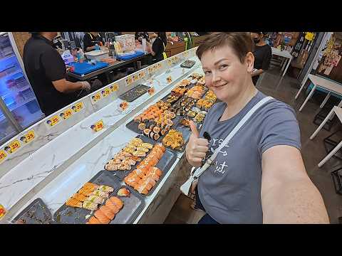 Видео: Мукбанг мысли вслух! КОФЕ по расписанию с видом на МОРЕ) Кафе с ЛУЧШИМИ роллами и суши в Паттайе