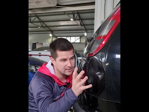 Видео: Устраняем вмятину без покраски по технологии PDR.