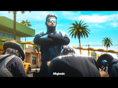 Видео: Я - Нарвался на СЕМЬЮ ФОРУМНЫХ НЫТИКОВ в ГТА 5 РП