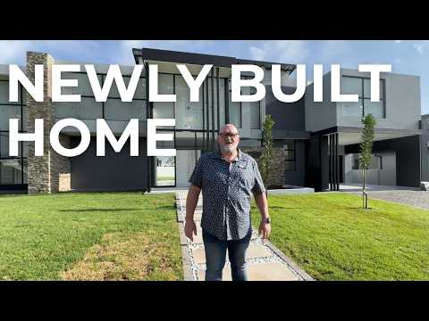 Видео: Пакетный тур по готовому зданию | Современный роскошный дом в Мидстрим-Хайтс