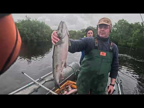 Видео: Рыбалка москвича на Камчатке.4й день.