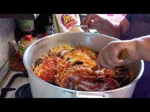 Видео: ОЧЕНЬ ВКУСНАЯ ГРИБНАЯ СОЛЯНКА НА ЗИМУ .