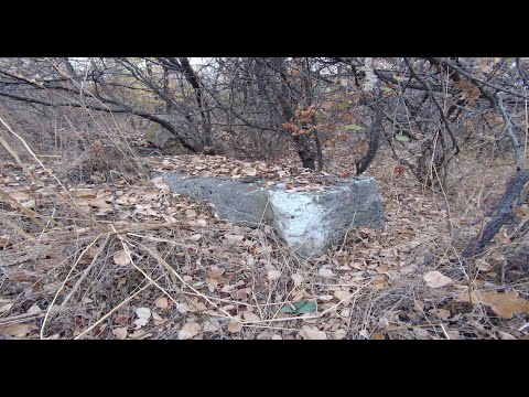 Видео: Калугерово - Останки от могилна гробница с квадри и кула