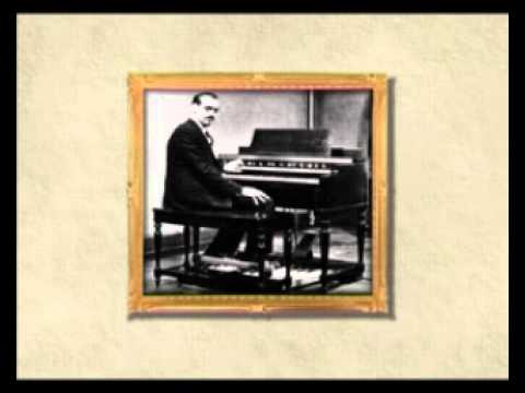 Видео: Музыка 18. Электронные инструменты. Синтезатор и цифровое пианино — Академия занимательных наук