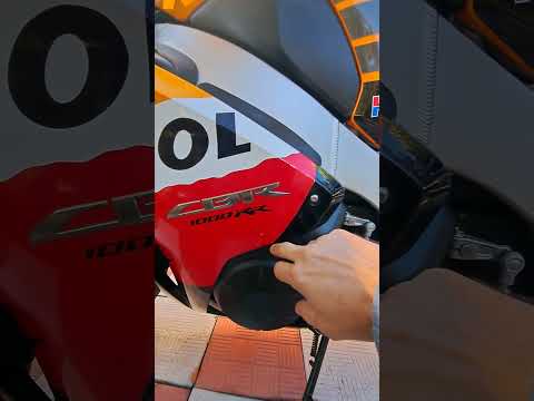 Видео: Honda CBR 1000RR Без пробега по РФ