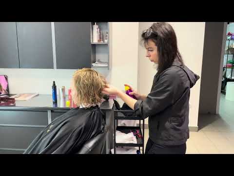 Видео: ФАРБУВАННЯ ВОЛОССЯ ТЕХНИКА МИКРО