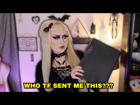 Видео: Кто-то прислал мне домой загадочную коробку..