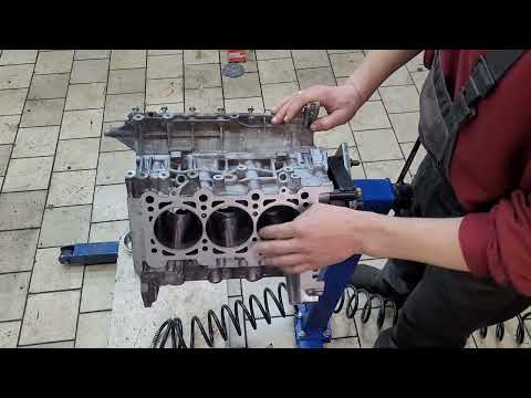 Видео: Капитальный ремонт двигателя Audi A6 С(6) 2.8 fsi часть 1 коленвал, блок.