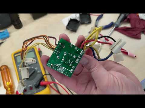 Видео: Ремонт скутера Razor E100