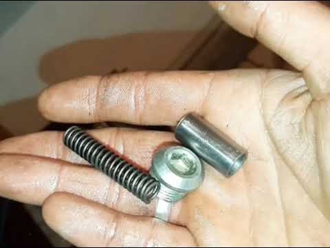 Видео: Вытекло масло через маслянный фильтр ваз 21099