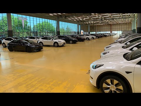 Видео: Tesla News, проблемы с батареей 4680, новая версия обновленной Model 3 - пробег больше 700 км. итд.