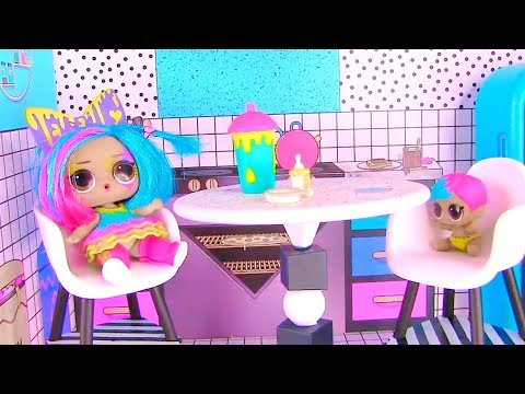 Видео: Куклы Лол Сюрприз! Завтрак с Плей До и урок рисования Lol мультик! Видео для детей Shopkins