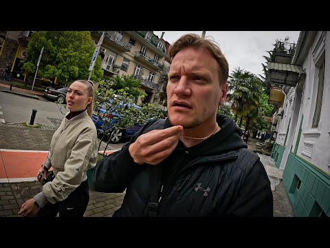 Видео: ИЩЕМ ЗОЛОТО В БАТУМИ. Рынок скупки золотых изделий это ШОК